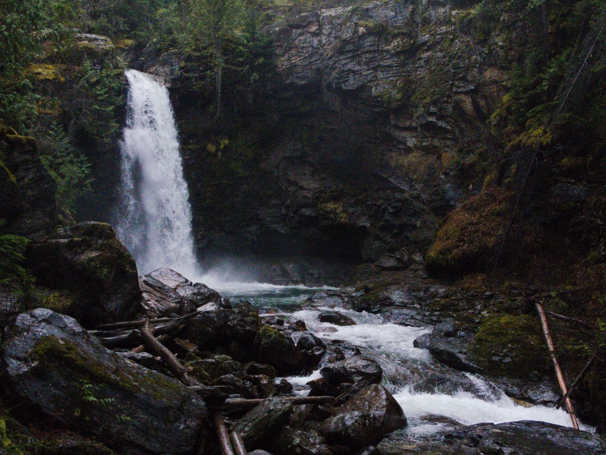 revelstoke & wasserfälle